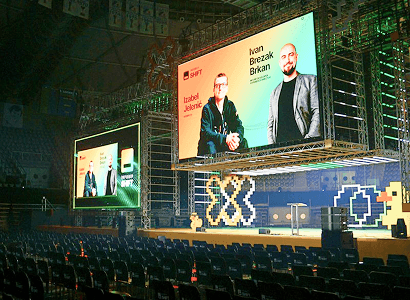 Event banner